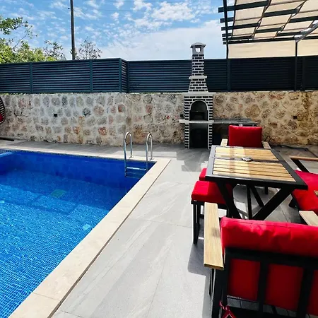 Villa Lantana *